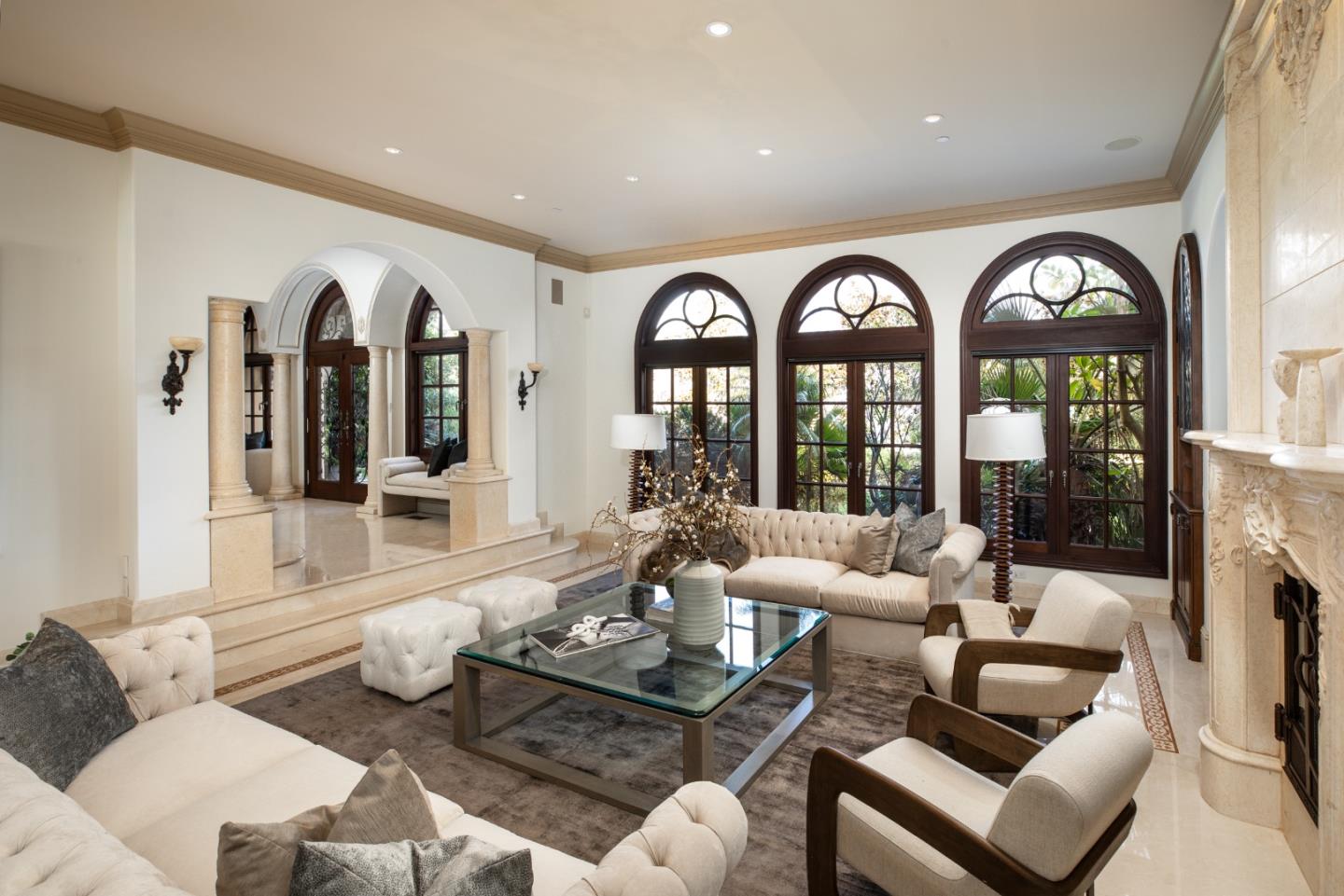 925 Seabury Road Hillsborough, CA 94010 - Photo 5 of 56