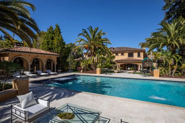 $23,800,000 | 925 Seabury Road, Hillsborough, CA 94010