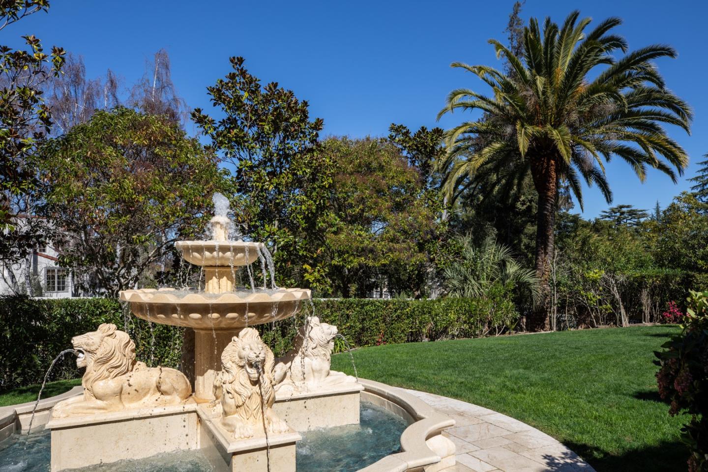 925 Seabury Road Hillsborough, CA 94010 - Photo 52 of 56