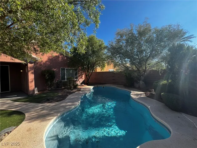 $2,450 | 3417 West Birdwatcher Avenue, North Las Vegas, NV 89084