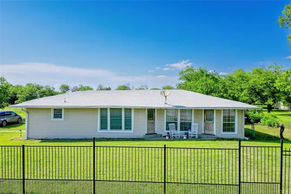 $205,900 | 5073 Highway 7, Marlin, TX 76661