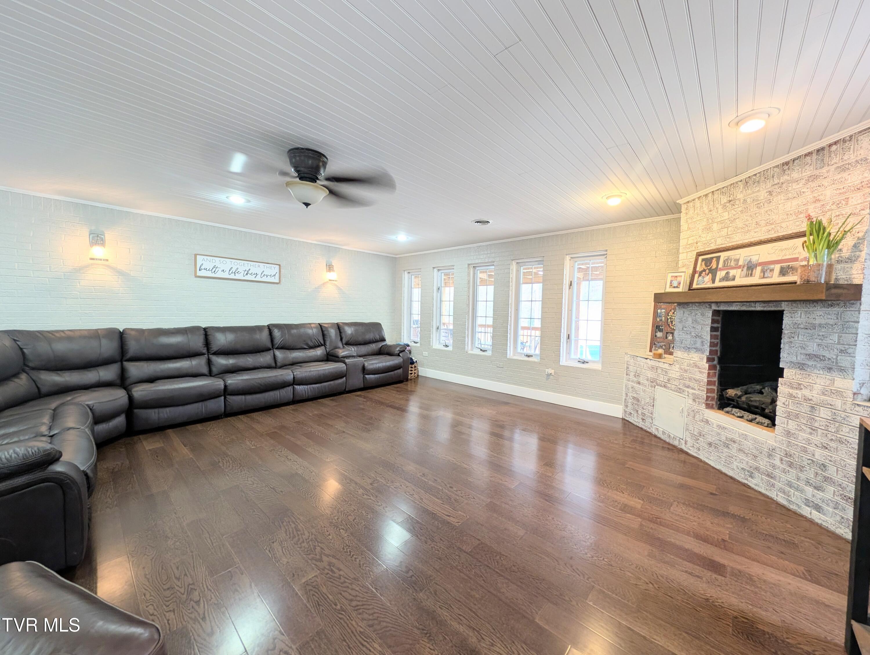 246 The New Road Clintwood, VA 24228 - Photo 39 of 62 1000019914