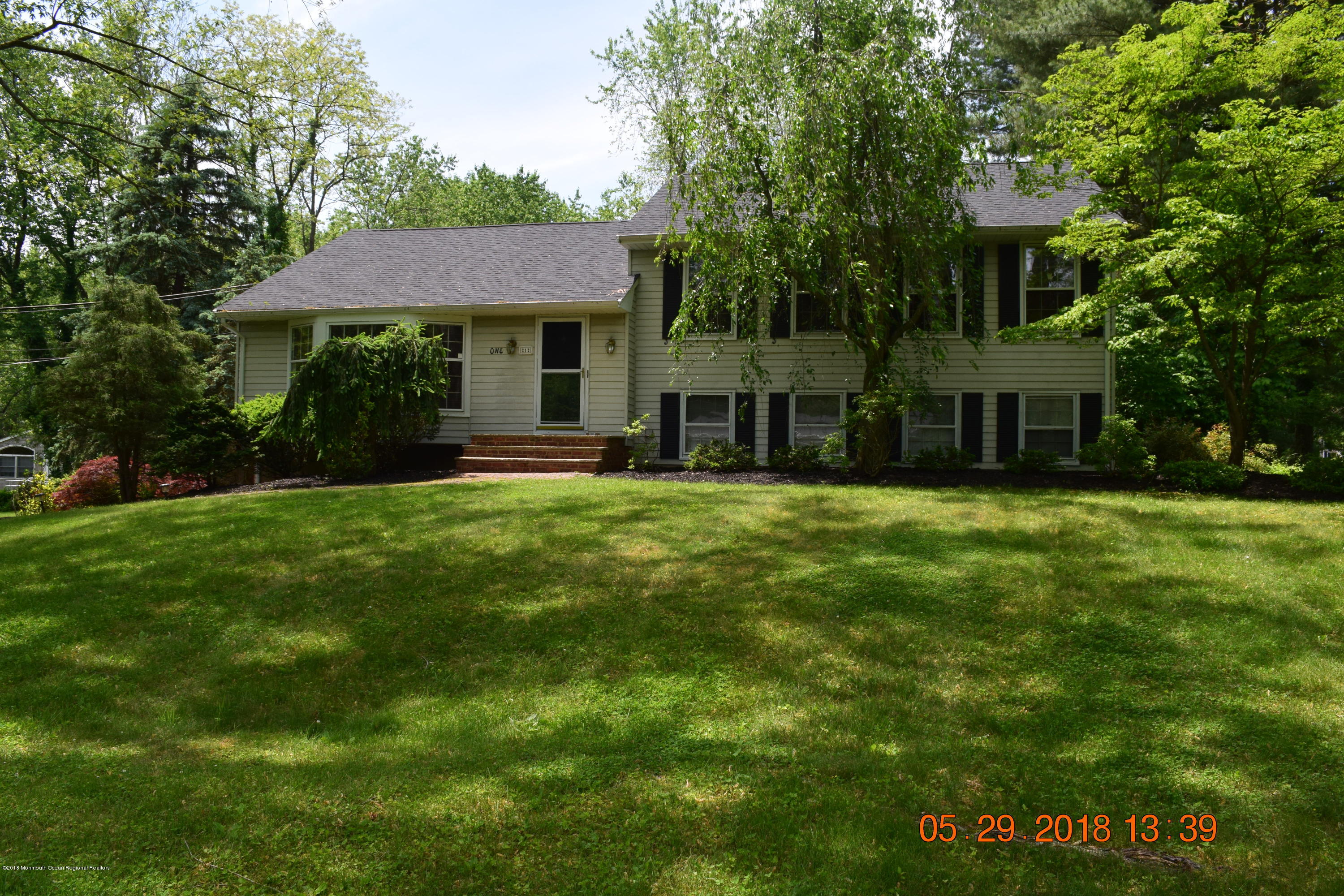 1 Borden Road Middletown, NJ 07748 - Photo 1 of 20 DSC_0002