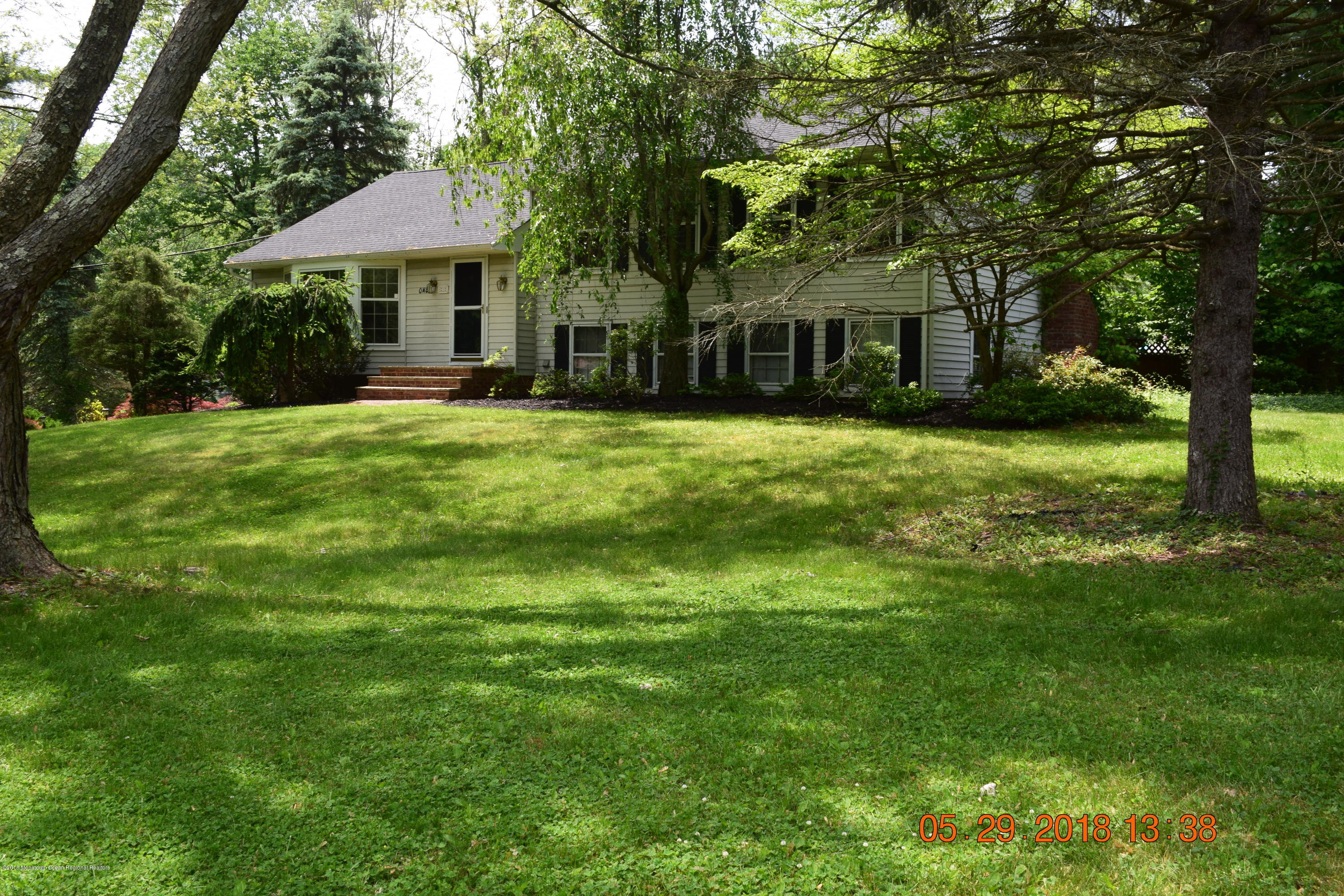 1 Borden Road Middletown, NJ 07748 - Photo 2 of 20 DSC_0001