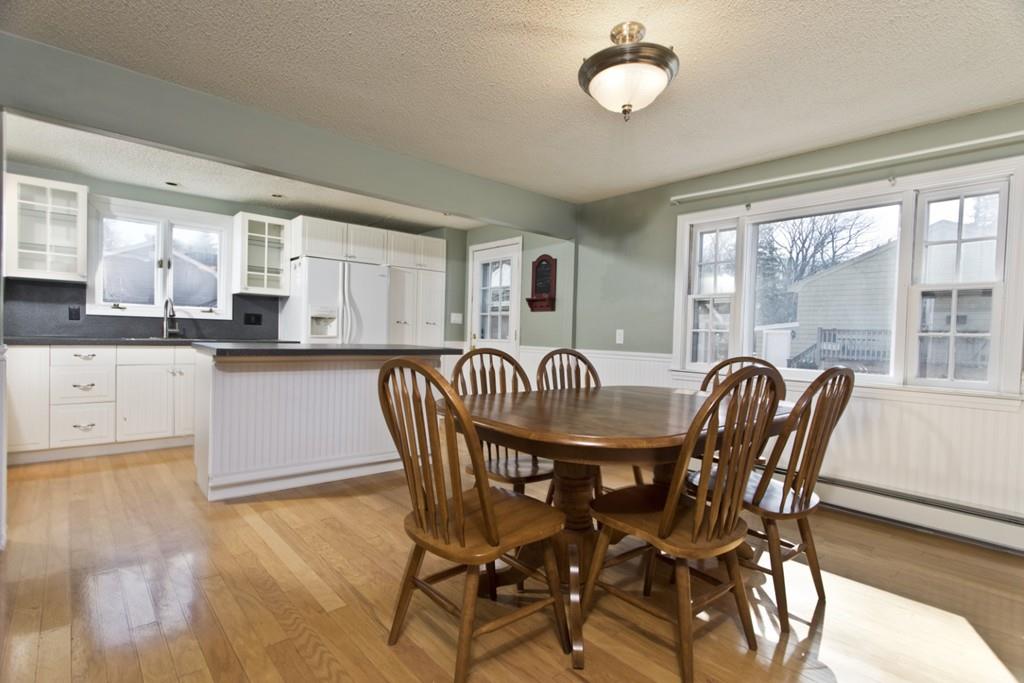 21 Elmwood Road Lynnfield, MA 01940 - Photo 19 of 36 Gallery Image 19