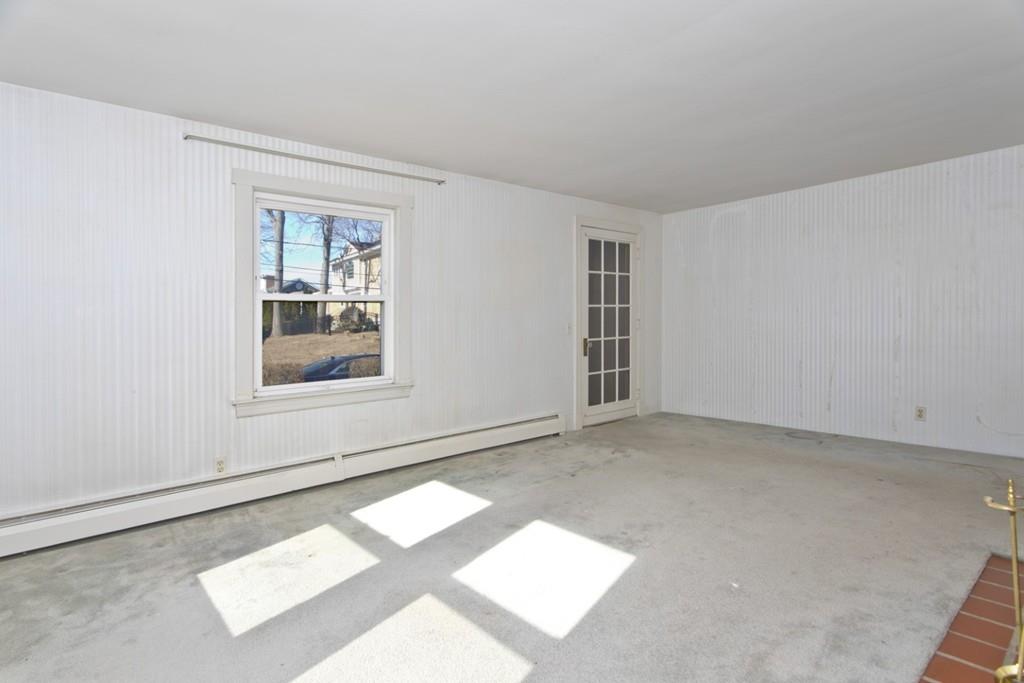 21 Elmwood Road Lynnfield, MA 01940 - Photo 26 of 36 Gallery Image 26