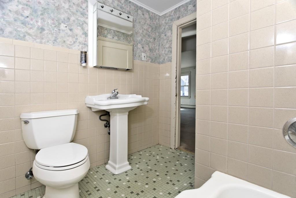 21 Elmwood Road Lynnfield, MA 01940 - Photo 29 of 36 Gallery Image 29