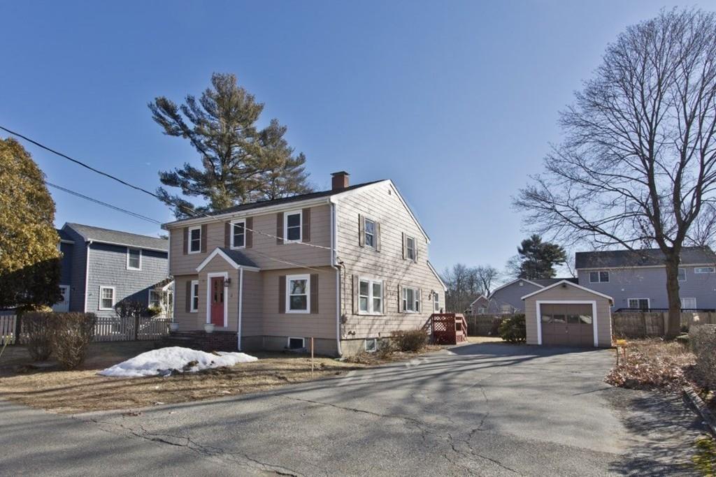 21 Elmwood Road Lynnfield, MA 01940 - Photo 6 of 36 Gallery Image 6