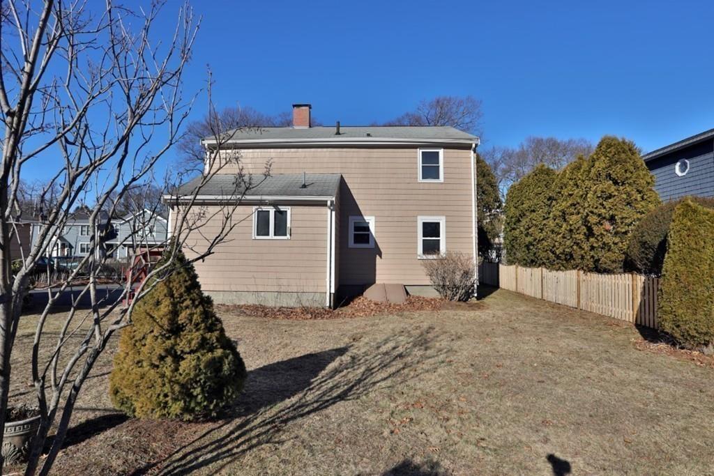 21 Elmwood Road Lynnfield, MA 01940 - Photo 7 of 36 Gallery Image 7
