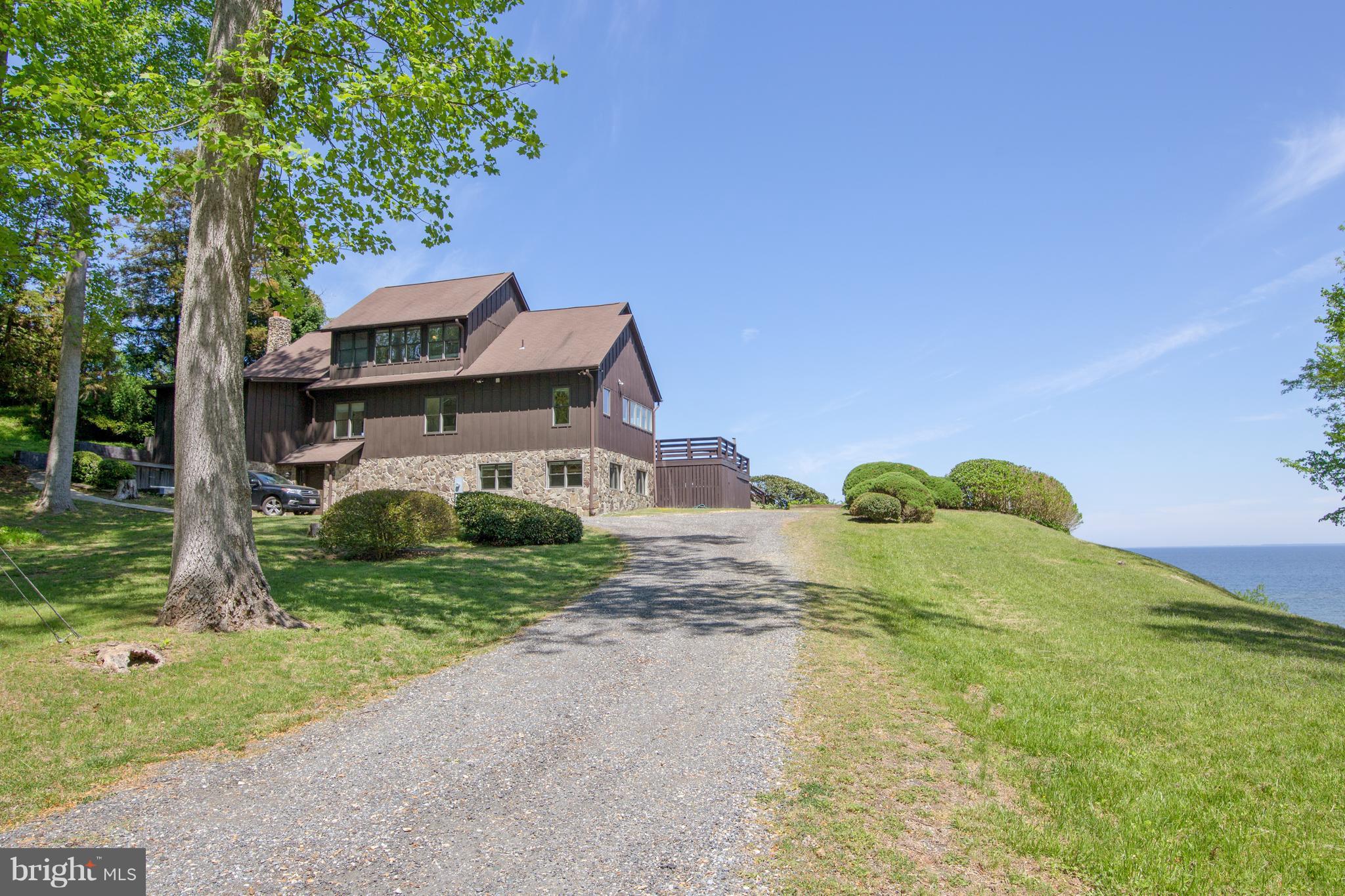 2688 Aspen Road Port Republic, MD 20676 - Photo 2 of 28 Ideal positioning and lots of privacy