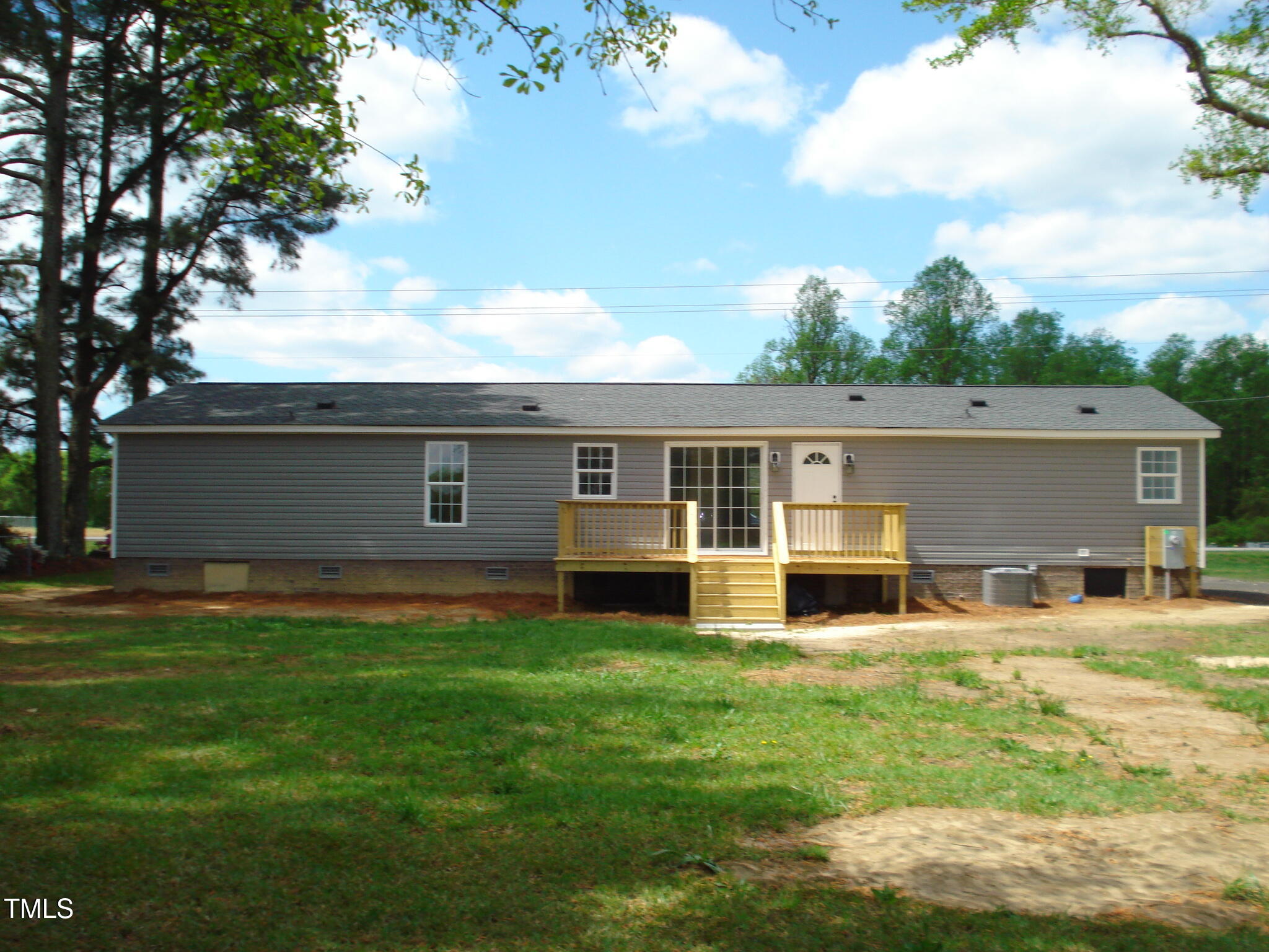 5780 Plain View Highway Dunn, NC 28334 - Photo 25 of 26 DSC08904
