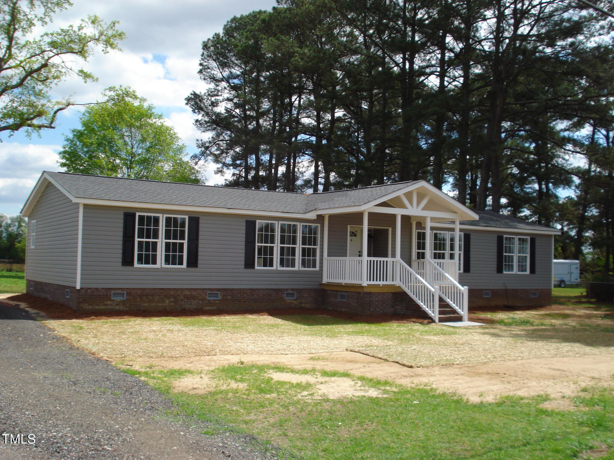 5780 Plain View Highway Dunn, NC 28334 - Photo 3 of 26 DSC08898