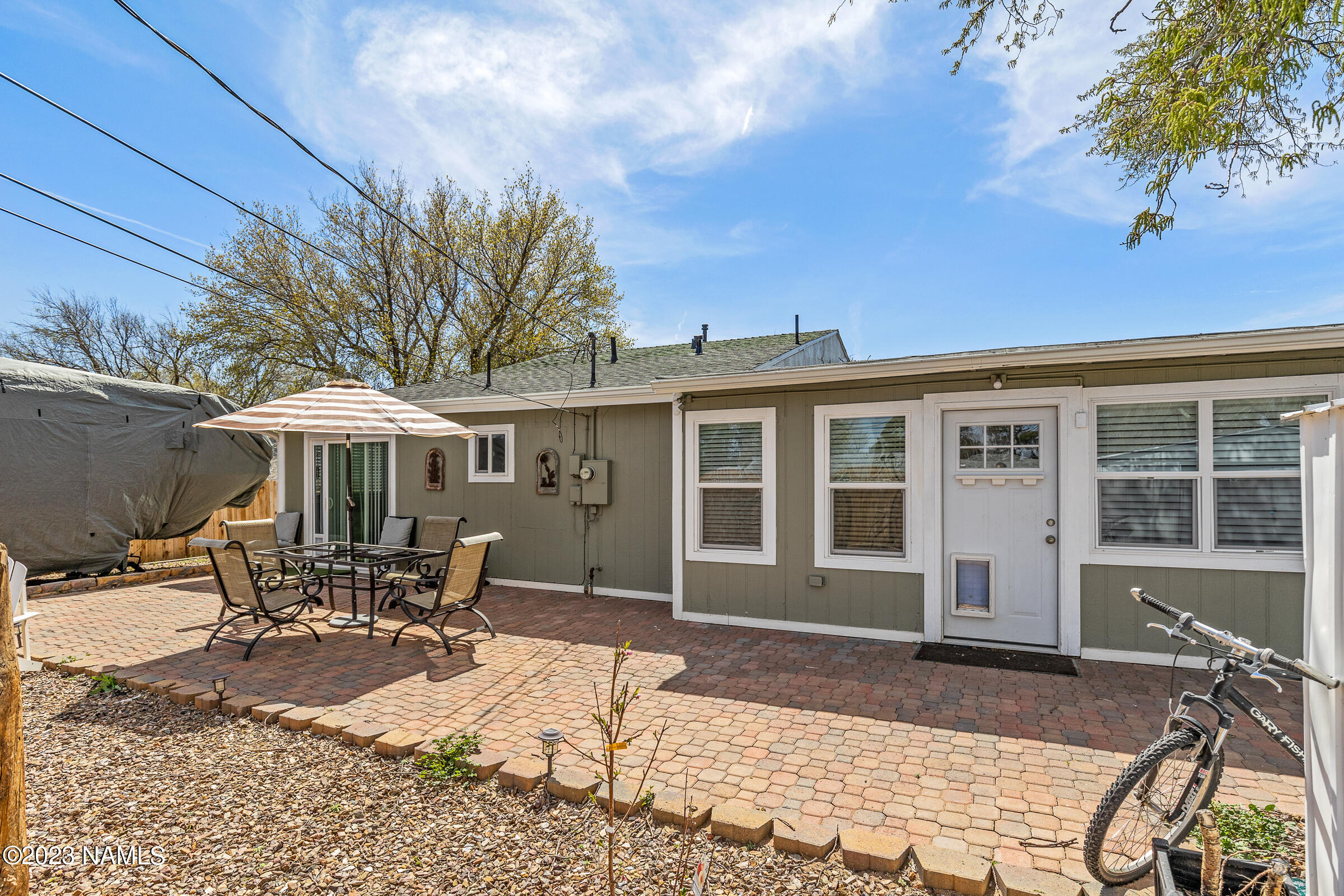 3212 North Manor Road Flagstaff, AZ 86004 - Photo 30 of 33 Back patio