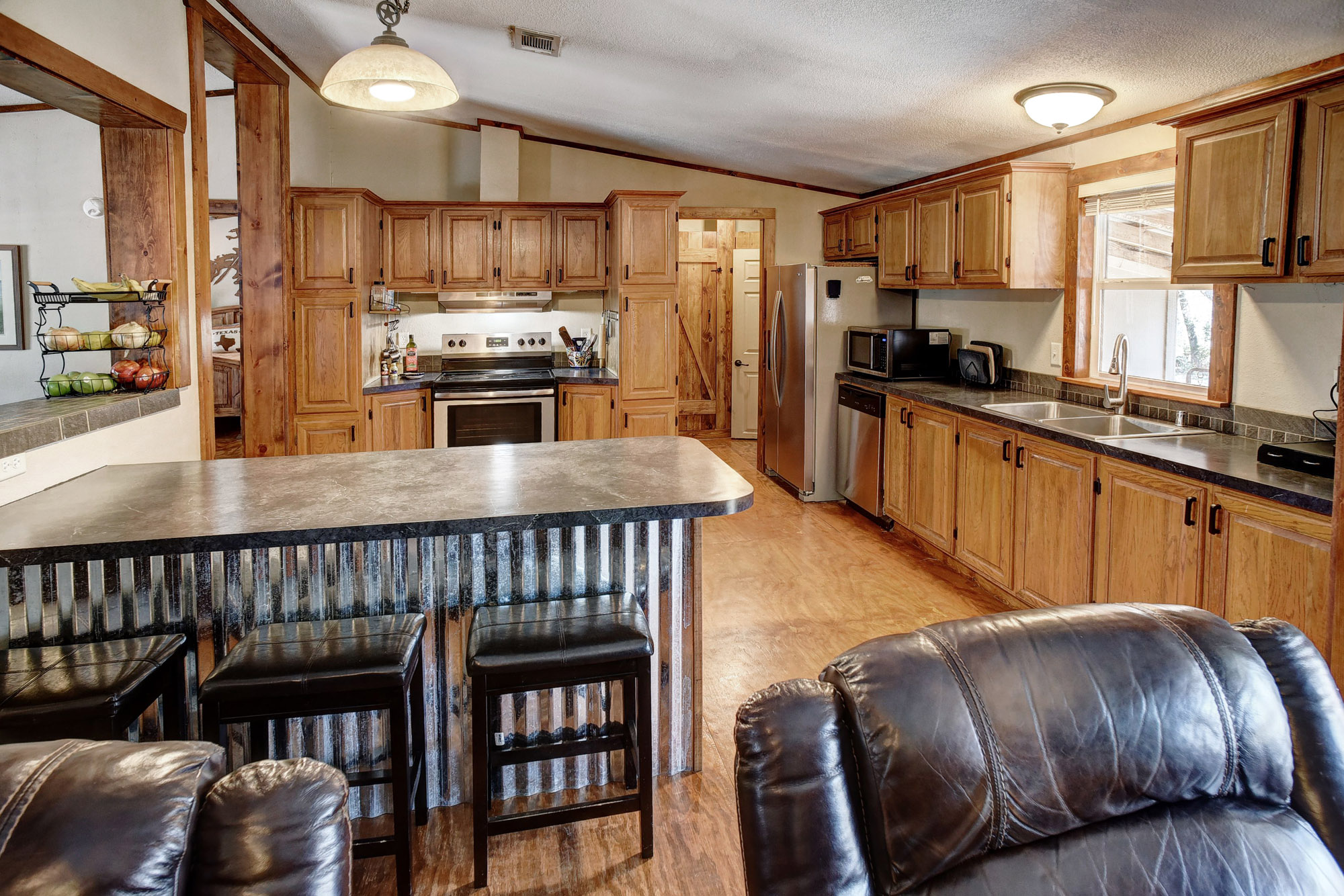 1675 Watterson Road Red Rock, TX 78662 - Photo 11 of 35