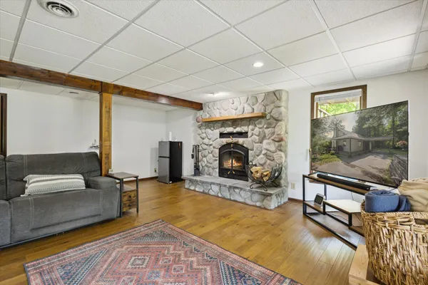 $675,000 | 6860 Ashley Avenue Northeast, Belding, MI 48809