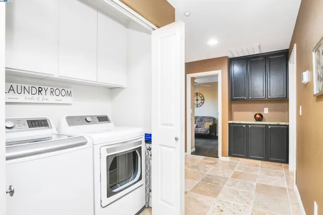 $675,000 | 247 Honeysuckle Street, Brentwood, CA 94513