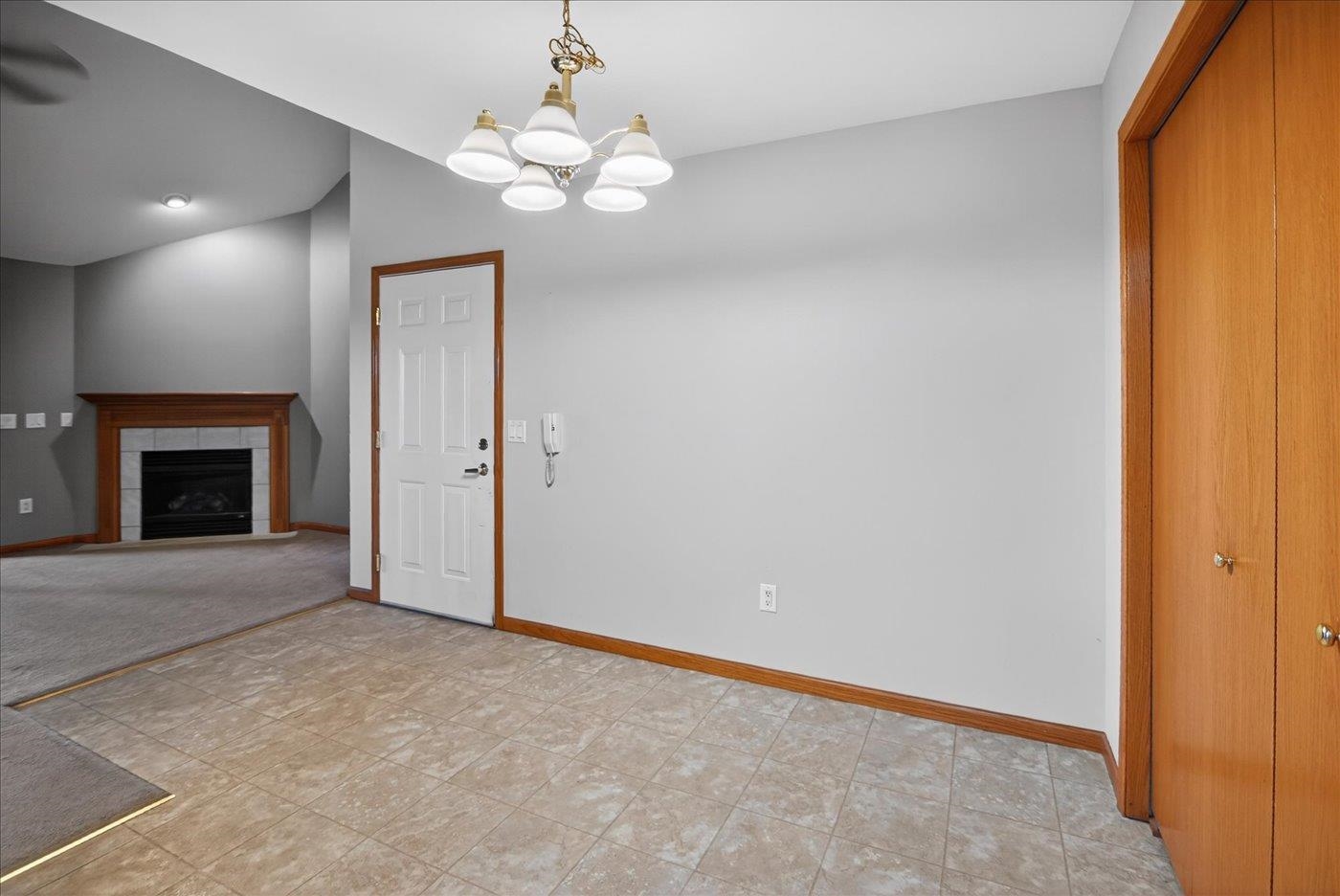 494 Cledell Street, Unit 4 Oregon, WI 53575 - Photo 7 of 49