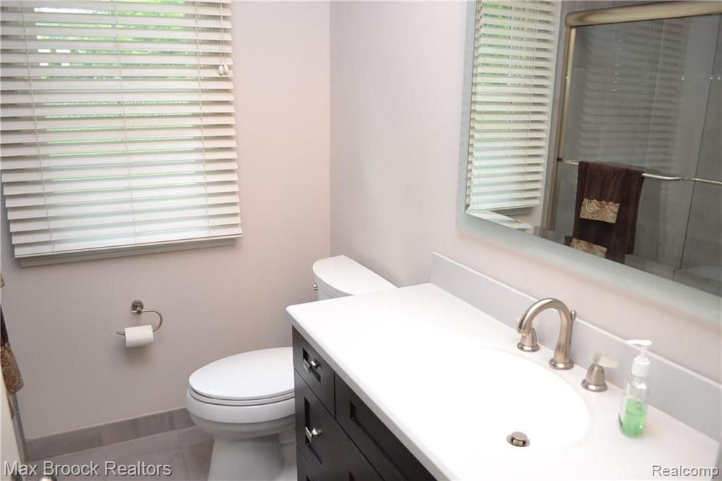 15830 Reedmere Avenue Beverly Hills, MI 48025 - Photo 19 of 20