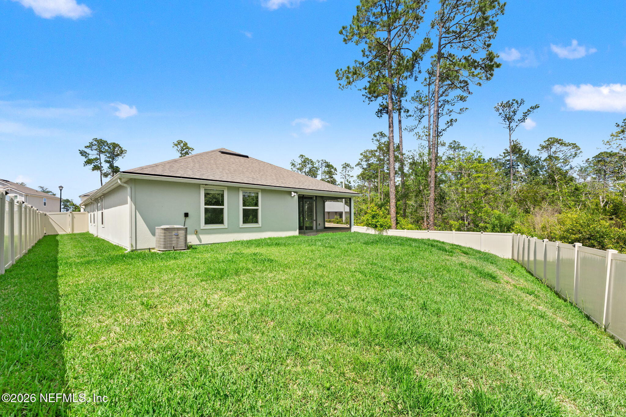 66132 Edgewater Drive Yulee, FL 32097 - Photo 14 of 25 27-web-or-mls-DSC02664