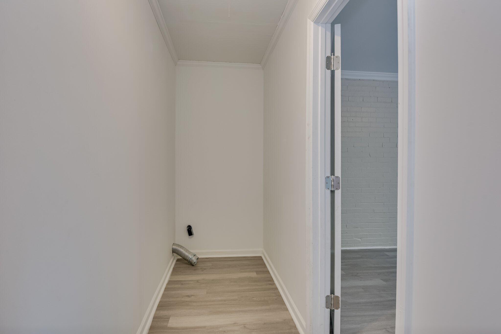 2115 Ashley Drive Augusta, GA 30906 - Photo 34 of 38 a view of hallway with closet