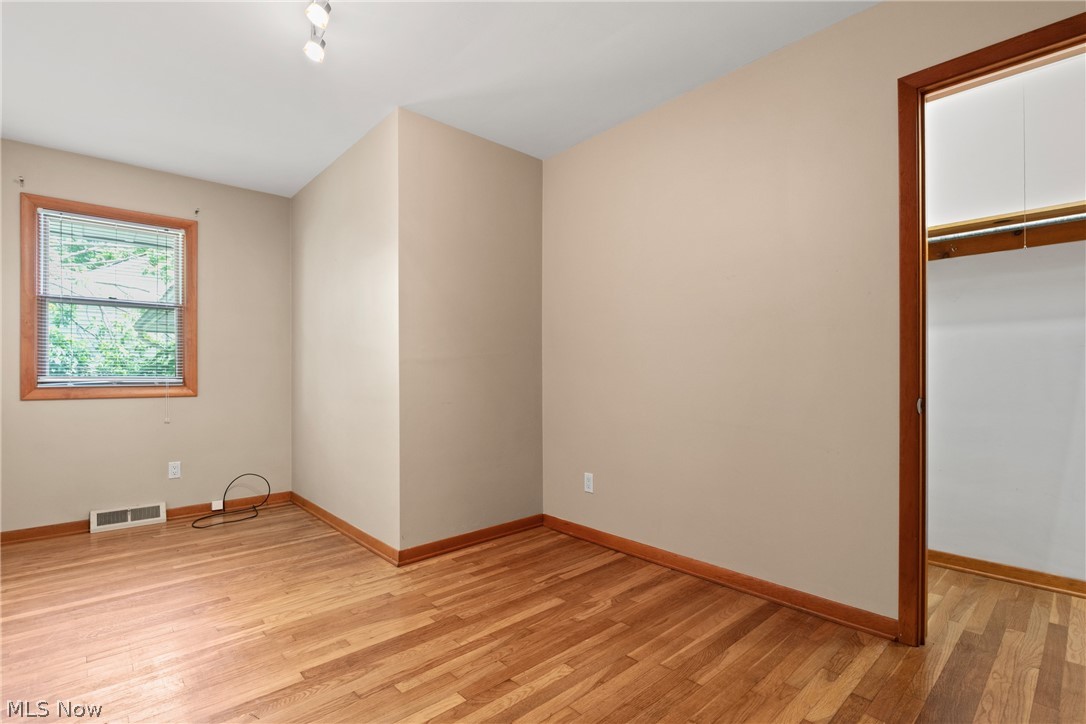 25126 Edgemont Road Richmond Heights, OH 44143 - Photo 13 of 23