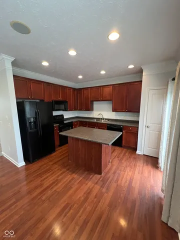 $1,800 | 9451 Glencroft Way, Indianapolis, IN 46250