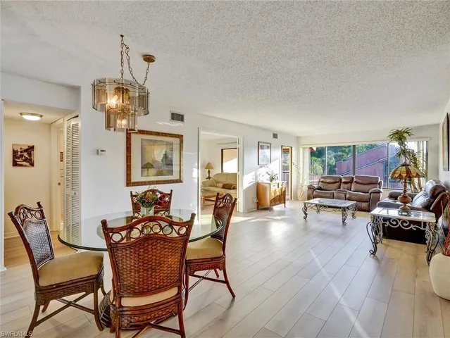 $345,000 | 114 Cypress Way East, Unit D4, Naples, FL 34110