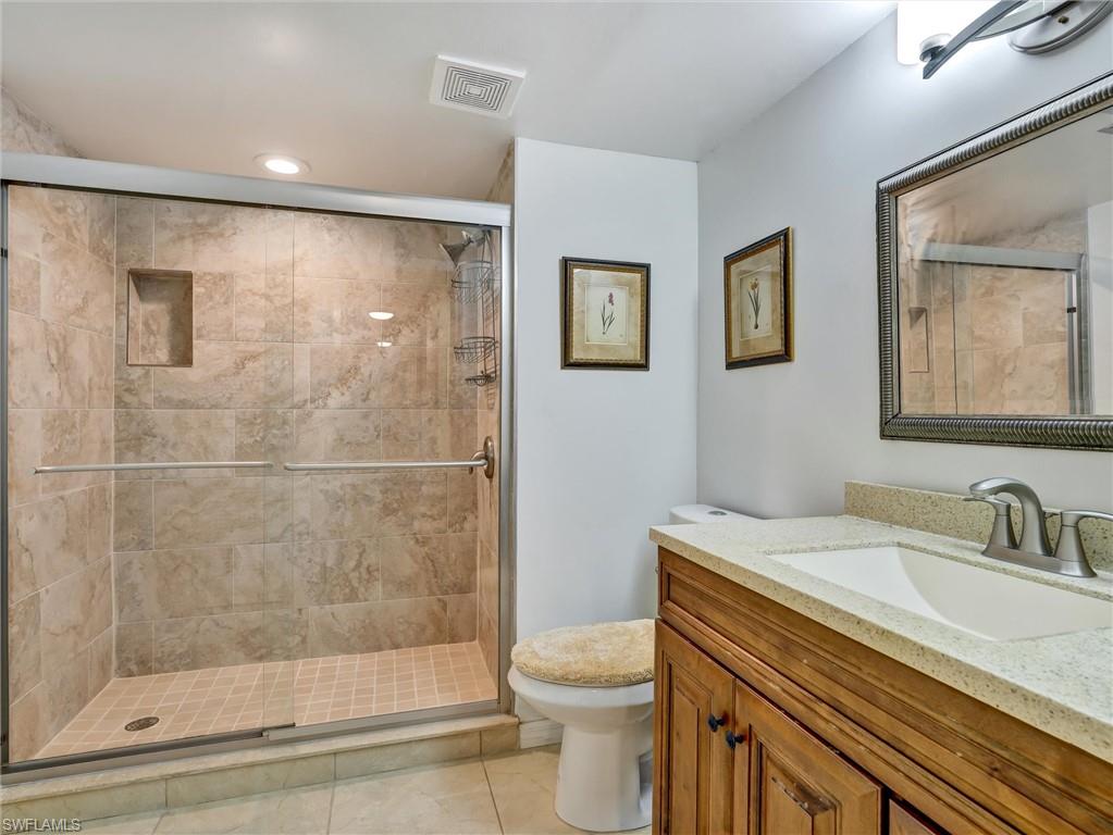 114 Cypress Way East, Unit D4 Naples, FL 34110 - Photo 24 of 28