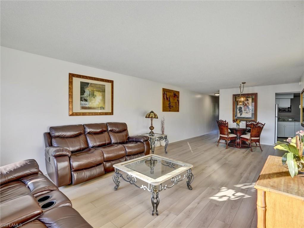 114 Cypress Way East, Unit D4 Naples, FL 34110 - Photo 7 of 28