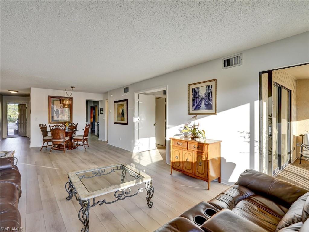 114 Cypress Way East, Unit D4 Naples, FL 34110 - Photo 8 of 28