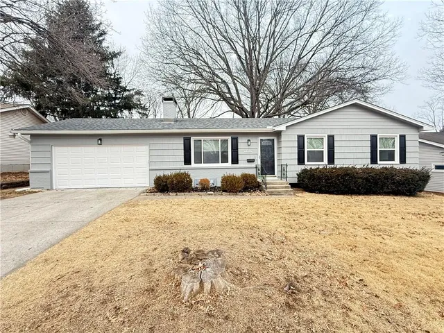 $330,000 | 1316 East 101st Street, Kansas City, MO 64131