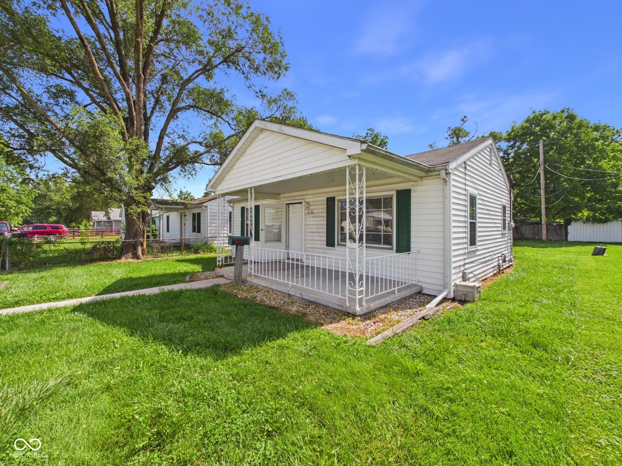 4120 Delaware Street Anderson, IN 46013 - Photo 2 of 19