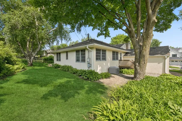 $725,000 | 5209 West 61st Street, Edina, MN 55436