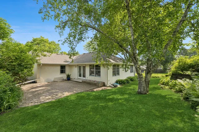 $725,000 | 5209 West 61st Street, Edina, MN 55436