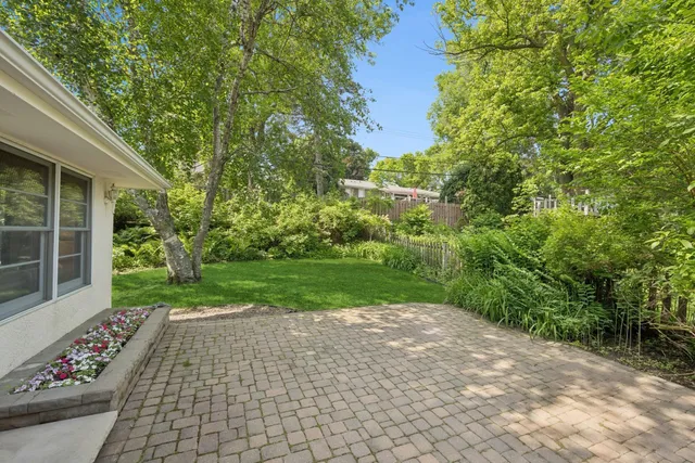 $725,000 | 5209 West 61st Street, Edina, MN 55436