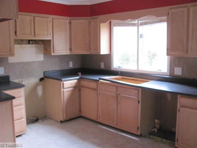 8823 Kings Tree Road Lewisville, NC 27023 - Photo 5 of 16 Kitchen.