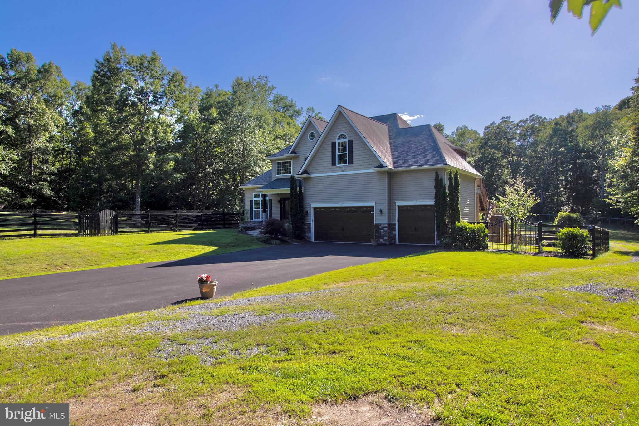1375 Rochelles Way Catlett, VA 20119 - Photo 4 of 121 Gallery Image 4