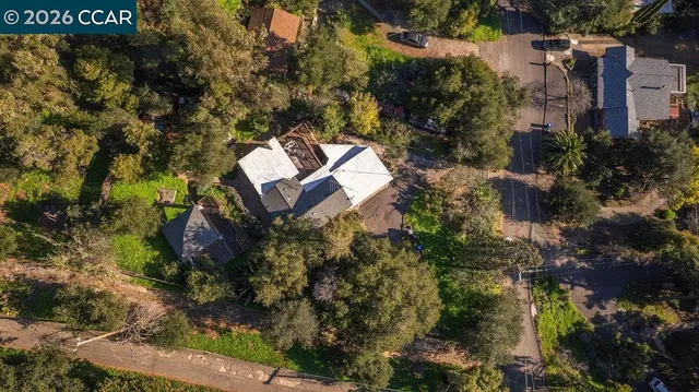 $699,000 | 7308 Altura Place, Oakland, CA 94605