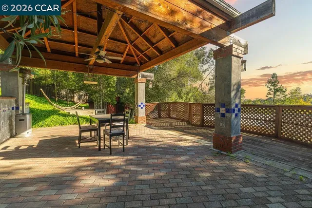 $699,000 | 7308 Altura Place, Oakland, CA 94605