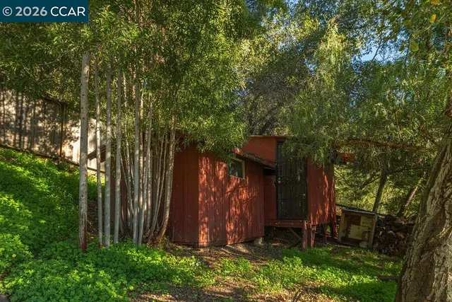 $699,000 | 7308 Altura Place, Oakland, CA 94605