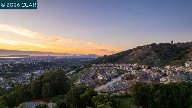 $699,000 | 7308 Altura Place, Oakland, CA 94605