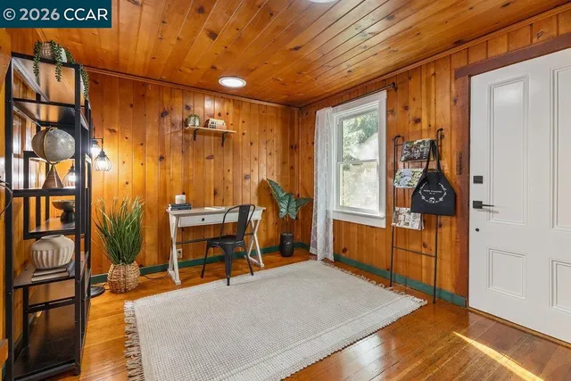 $699,000 | 7308 Altura Place, Oakland, CA 94605