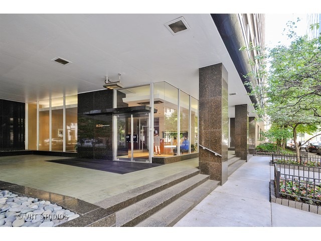 850 North Dewitt Place, Unit 20F Chicago, IL 60611 - Photo 10 of 10