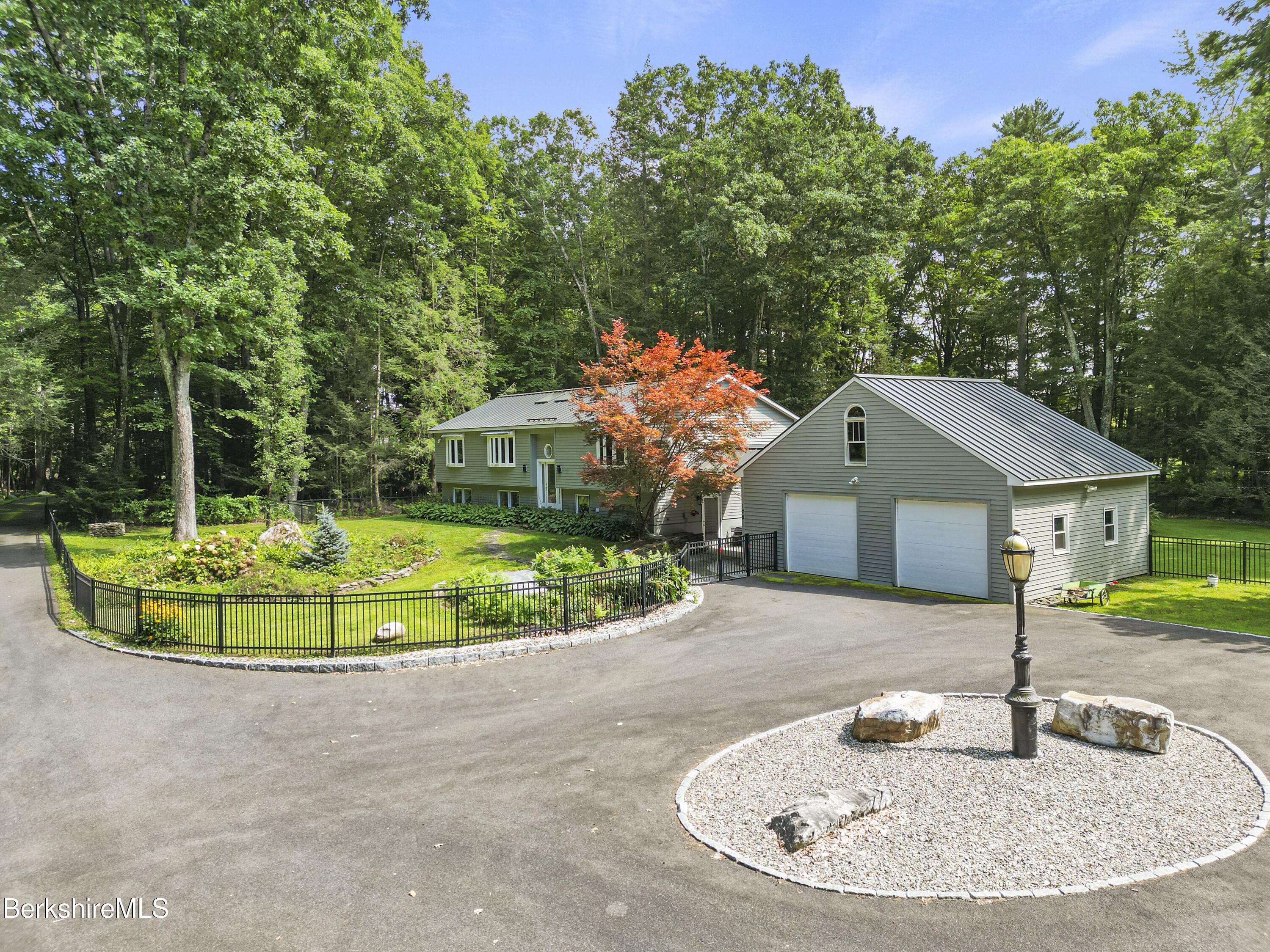 128 Rannapo Road Sheffield, MA 01257 - Photo 5 of 40 BLACK TOP CIRCULAR DRIVEWAY
