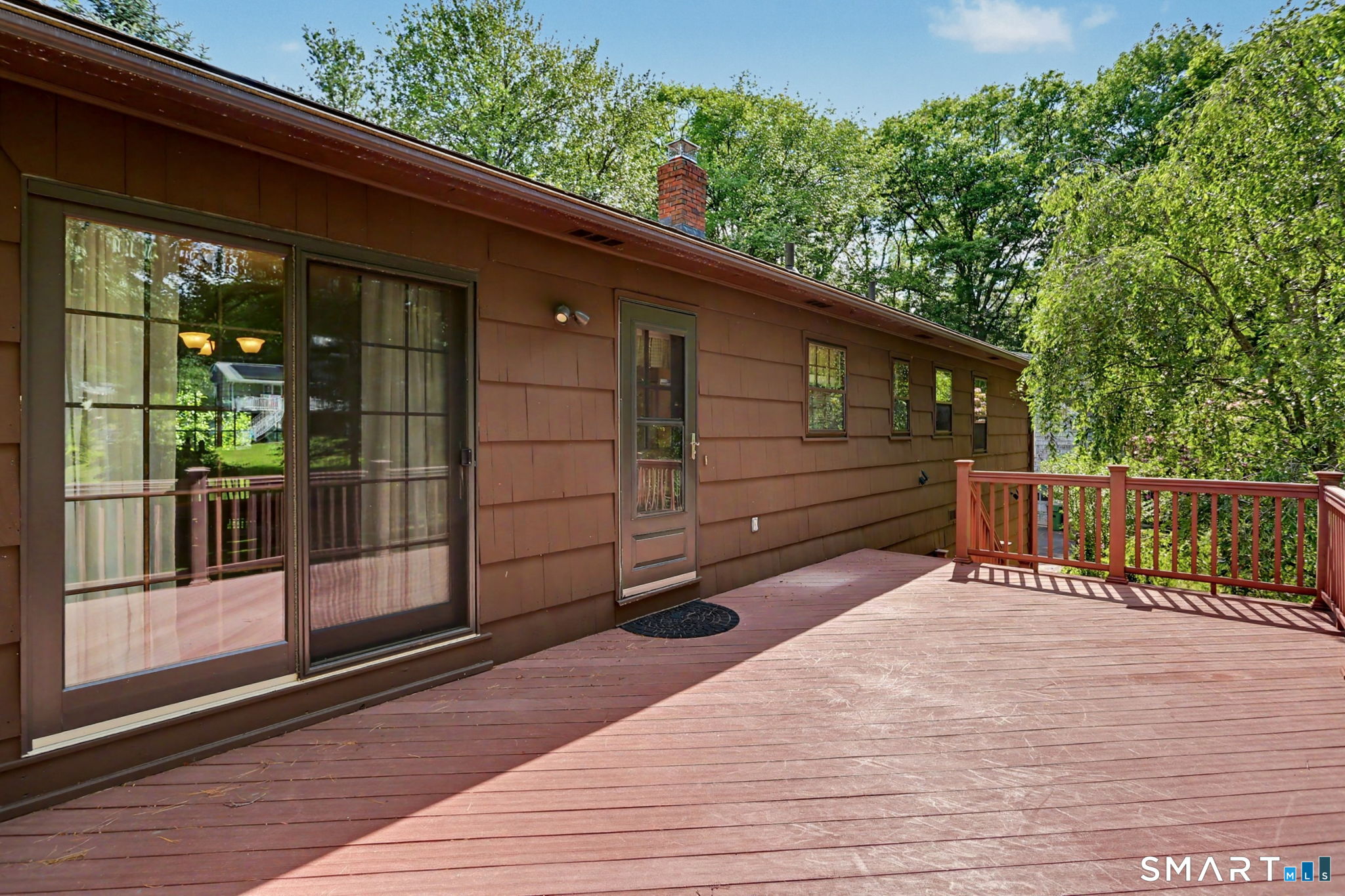 2010 Old Town Road Trumbull, CT 06611 - Photo 16 of 35 Back composite deck
