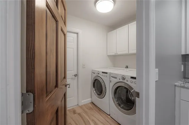 $599,999 | 6142 Caroline Drive, Wesley Chapel, FL 33545