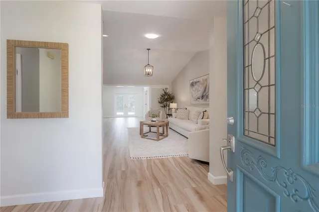 $599,999 | 6142 Caroline Drive, Wesley Chapel, FL 33545