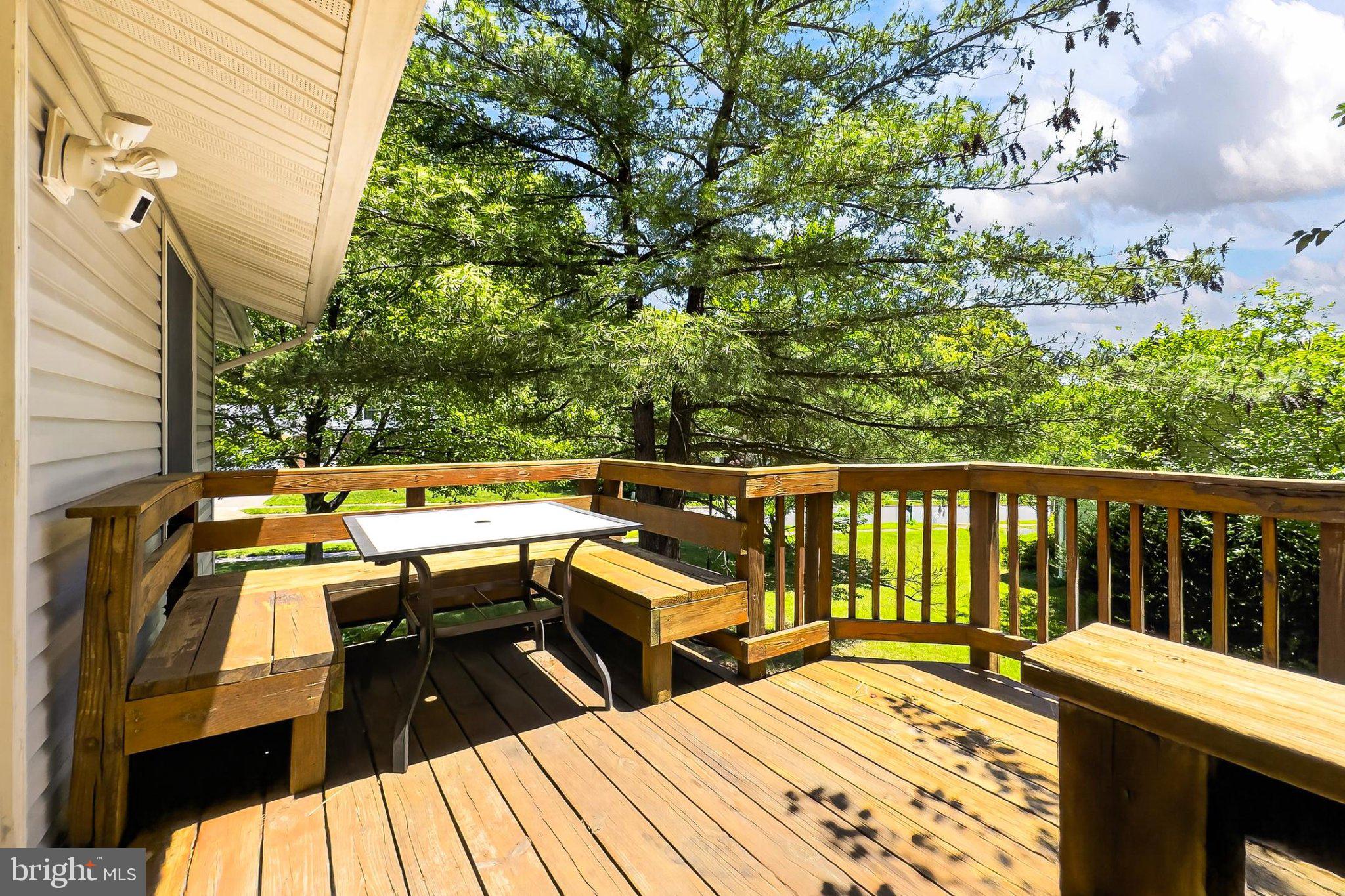 6908 Rochambeau Place Springfield, VA 22153 - Photo 46 of 70 Sunny side deck has built-in seating