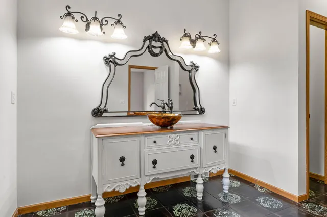 $365,000 | 1656 Oakbrooke Way, Eagan, MN 55122