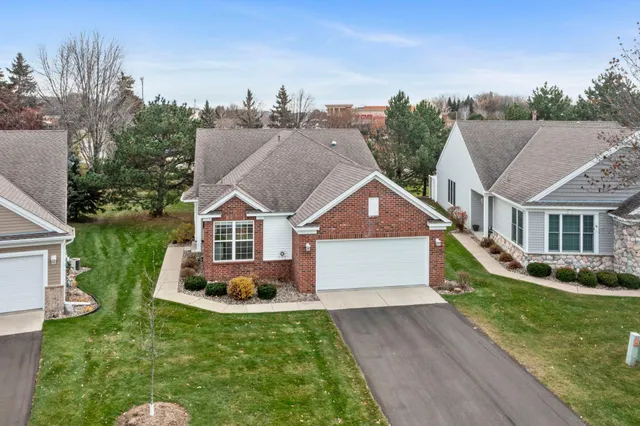 $365,000 | 1656 Oakbrooke Way, Eagan, MN 55122
